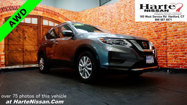 Used 2018 Nissan Rogue SV w/ Premium Package AWD/4WD image 1