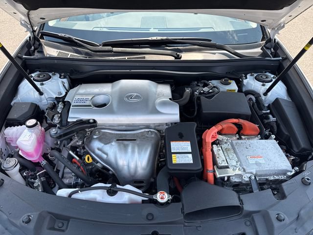 Used 2017 Lexus ES 300h w/ Navigation System Package FWD image 32