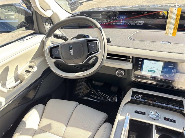 New 2025 Lincoln Navigator Reserve image 14