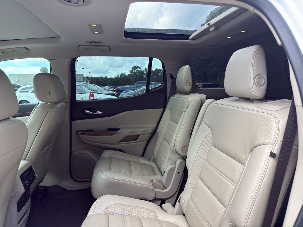 Used 2019 GMC Acadia Denali w/ Technology Package AWD/4WD image 6