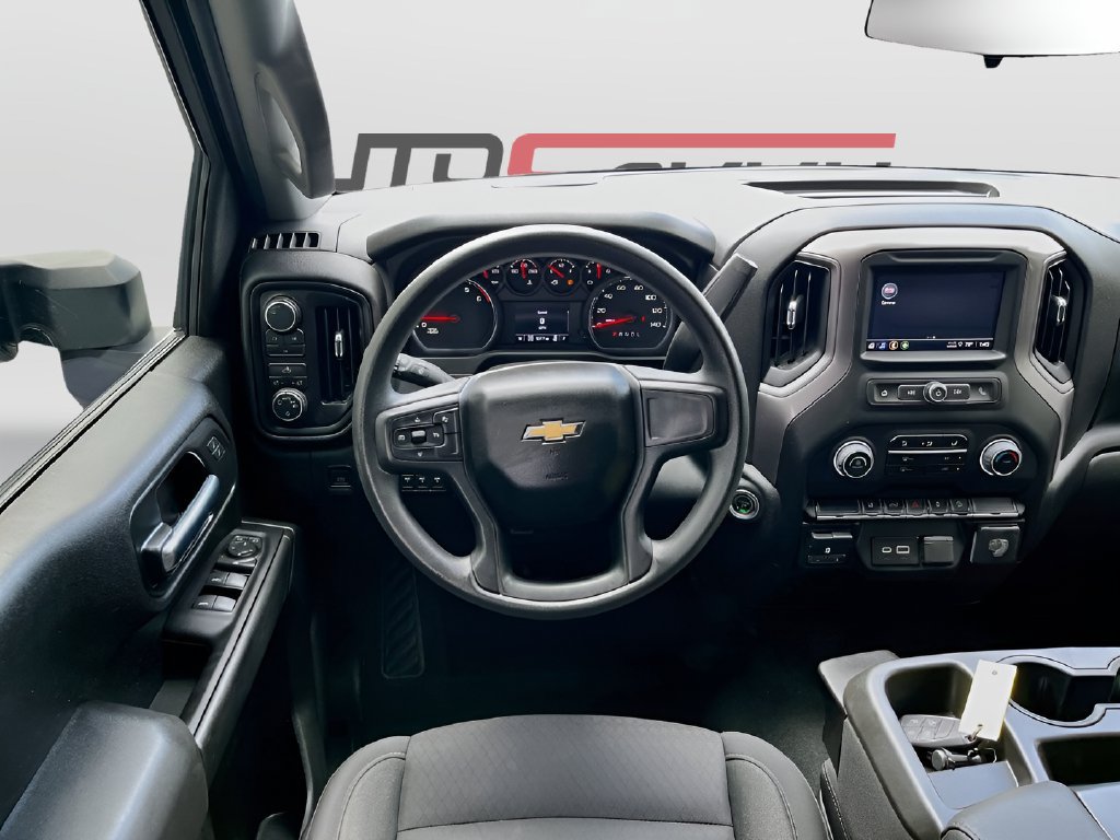 Used 2024 Chevrolet Silverado 2500 Custom w/ Custom Convenience Package AWD/4WD image 20