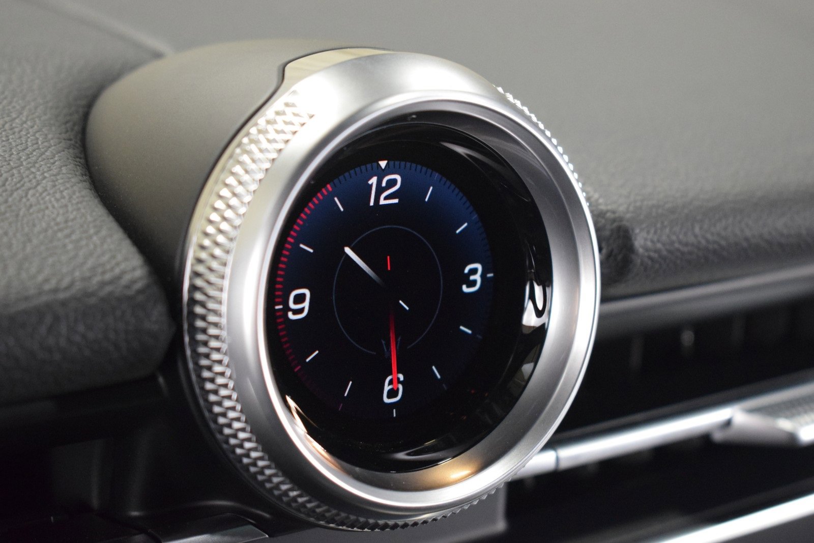 New 2024 Maserati Grecale Modena image 33