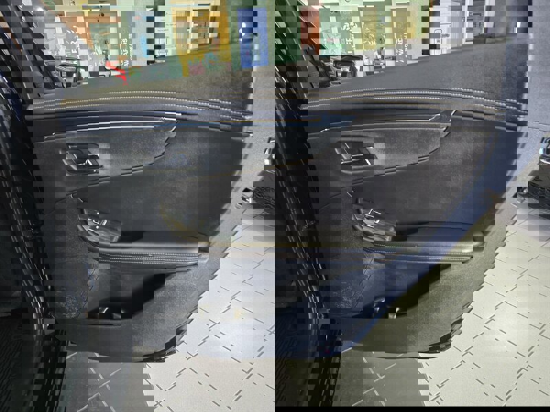 Used 2017 Chevrolet Impala Premier image 15