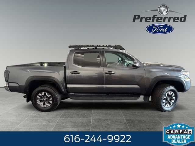 Used 2022 Toyota Tacoma TRD Off-Road AWD/4WD image 8