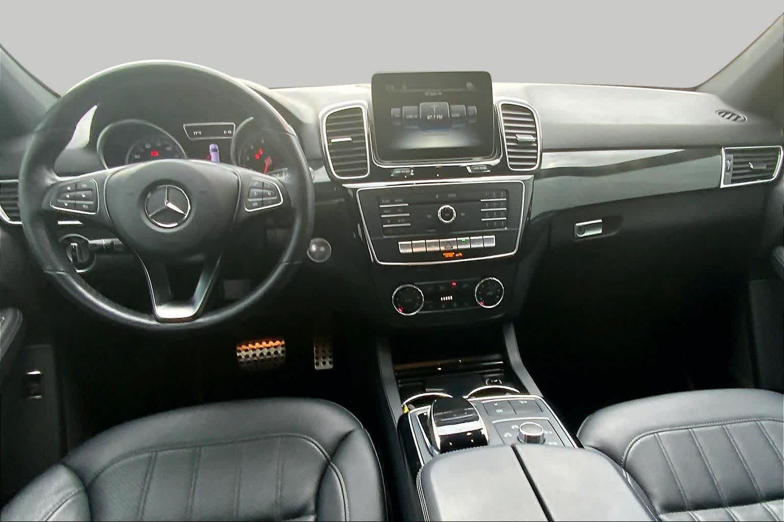 Used 2019 Mercedes-Benz GLE 400 4MATIC image 16