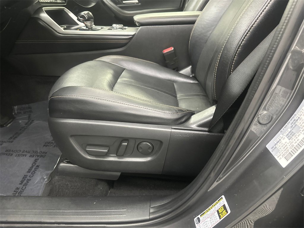 Used 2024 MAZDA CX-90 3.3 Turbo w/ Premium Package image 10