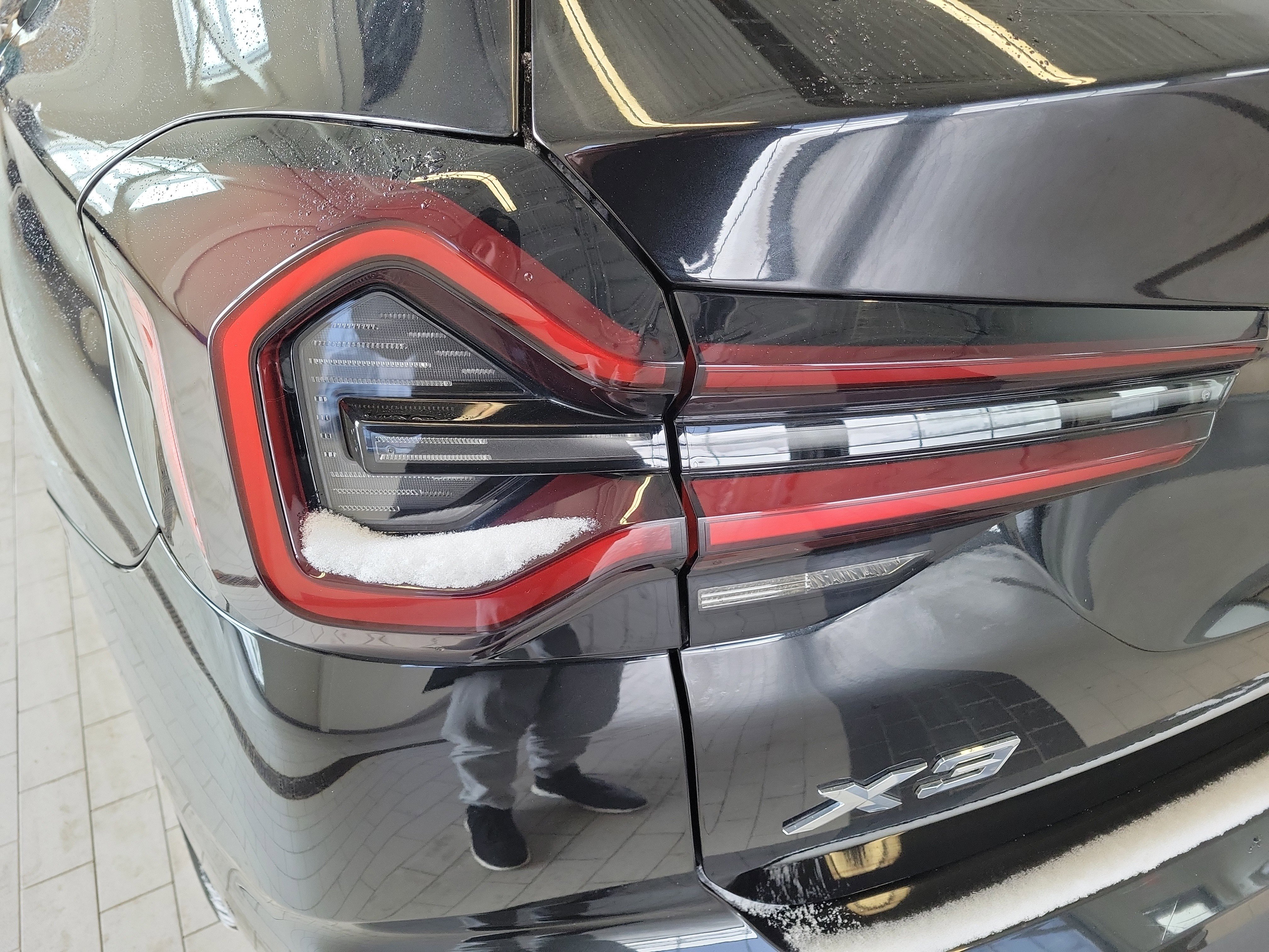 Used 2023 BMW X3 xDrive30i image 11