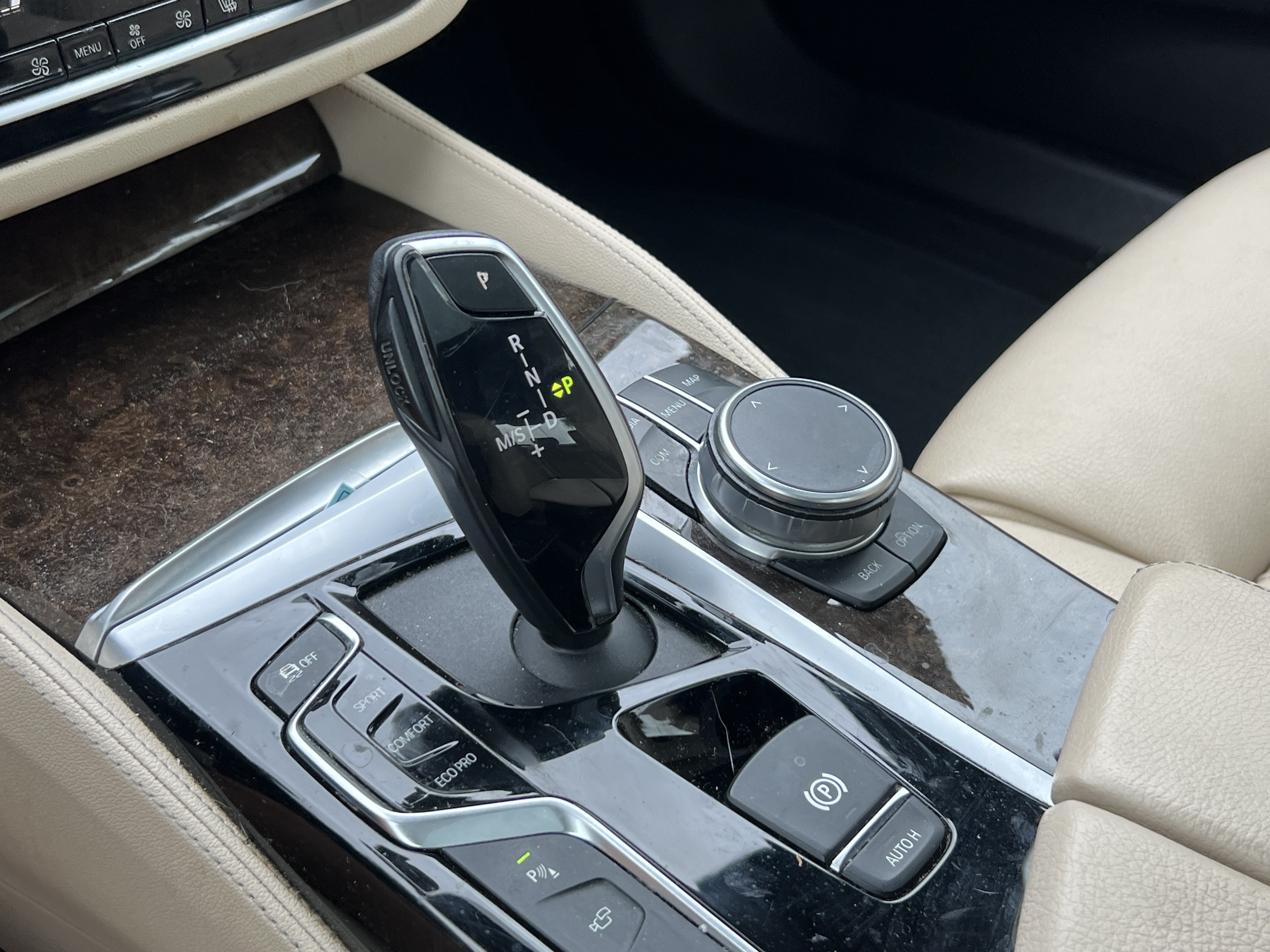 Used 2020 BMW 540i xDrive w/ M Sport Package AWD/4WD image 26