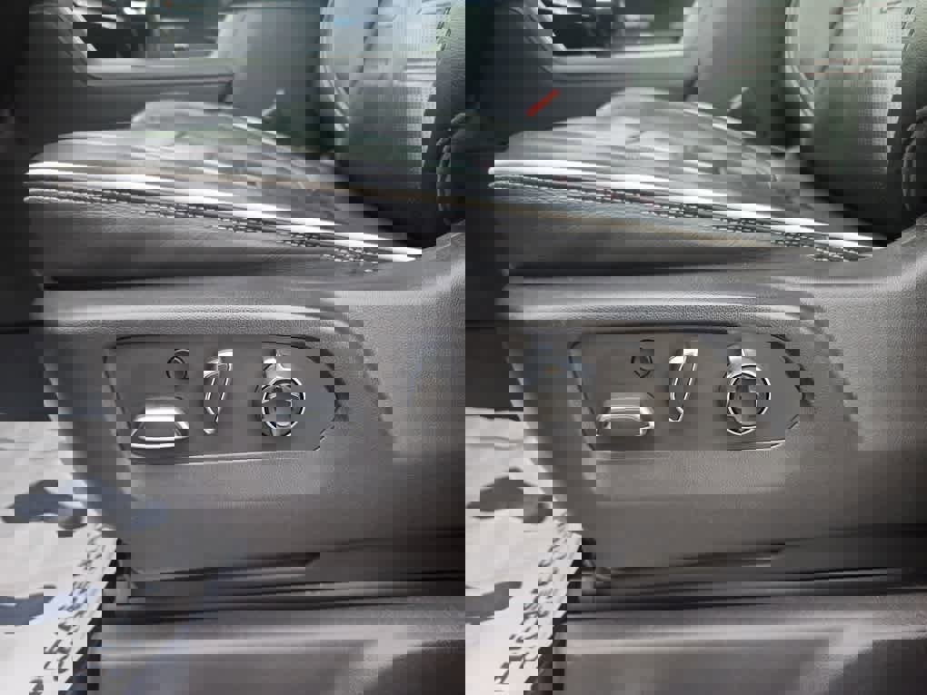 Used 2023 GMC Sierra 1500 AT4X image 27