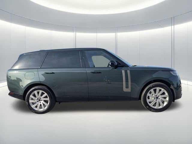 New 2026 Land Rover Range Rover Long Wheelbase SE AWD/4WD image 3