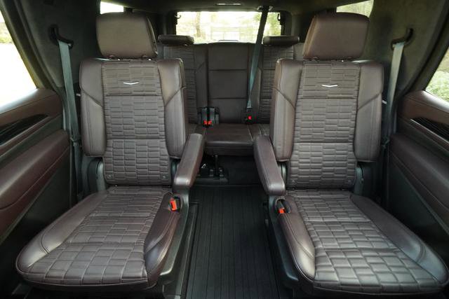 Used 2023 Cadillac Escalade V image 29