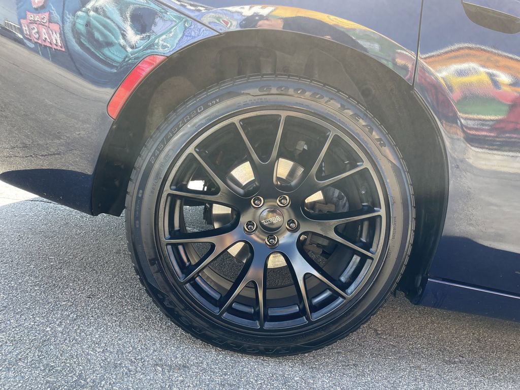 Used 2016 Dodge Charger R/T RWD image 12