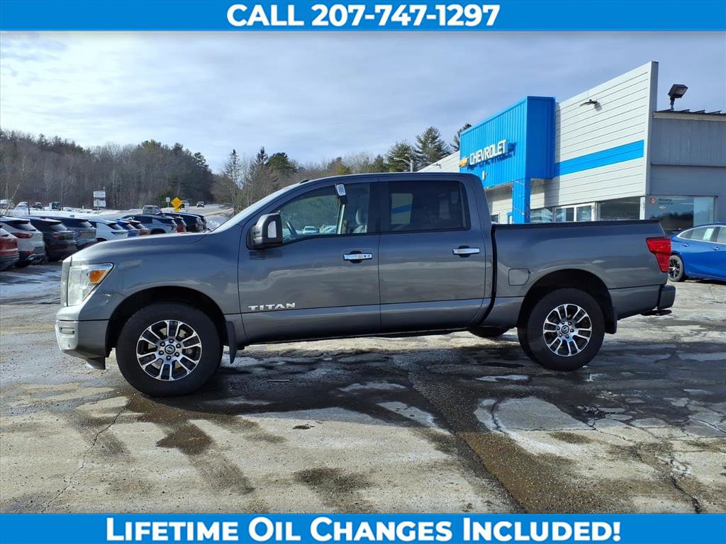 Used 2021 Nissan Titan SV w/ SV Convenience Package image 8