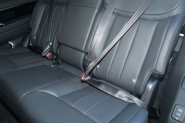 New 2026 Land Rover Range Rover Long Wheelbase SE image 22