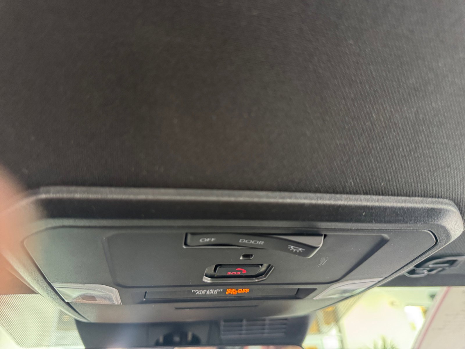 Certified 2025 Toyota Tacoma SR5 image 31