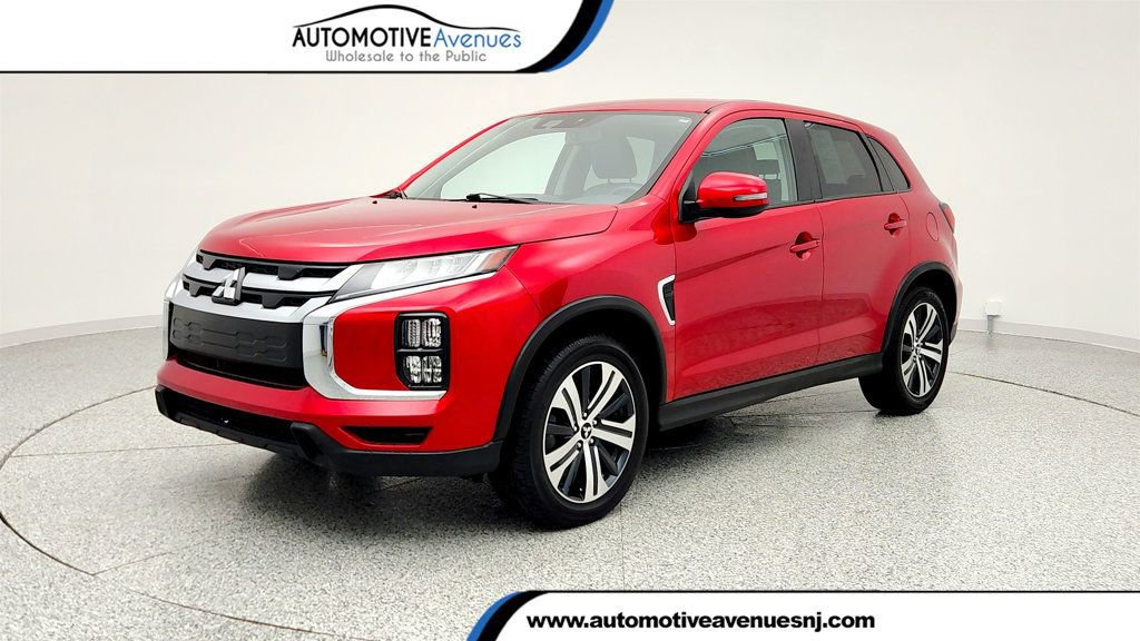 Used 2023 Mitsubishi Outlander Sport ES image 1