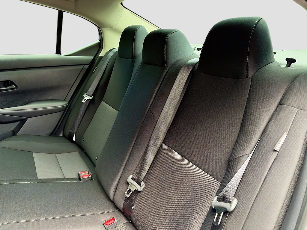 Used 2025 Nissan Sentra SV FWD image 23