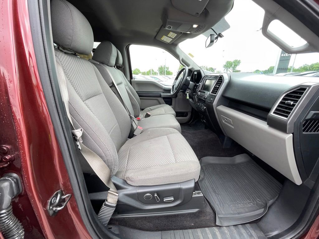 Used 2015 Ford F150 XLT w/ Equipment Group 302A Luxury RWD image 26