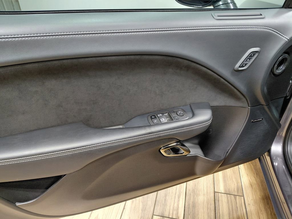 Used 2022 Dodge Challenger SRT Hellcat Redeye image 47