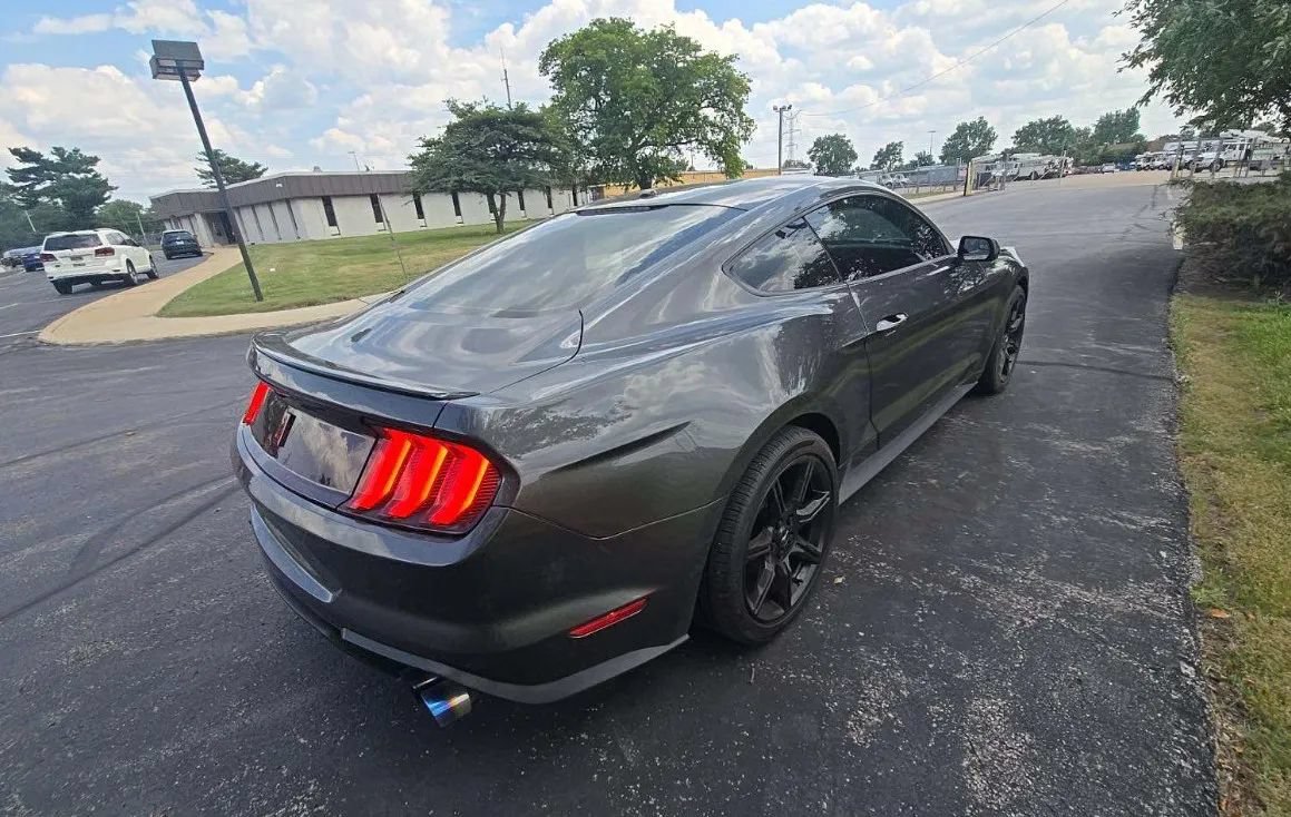 Used 2019 Ford Mustang Coupe w/ Black Accent Package RWD image 37