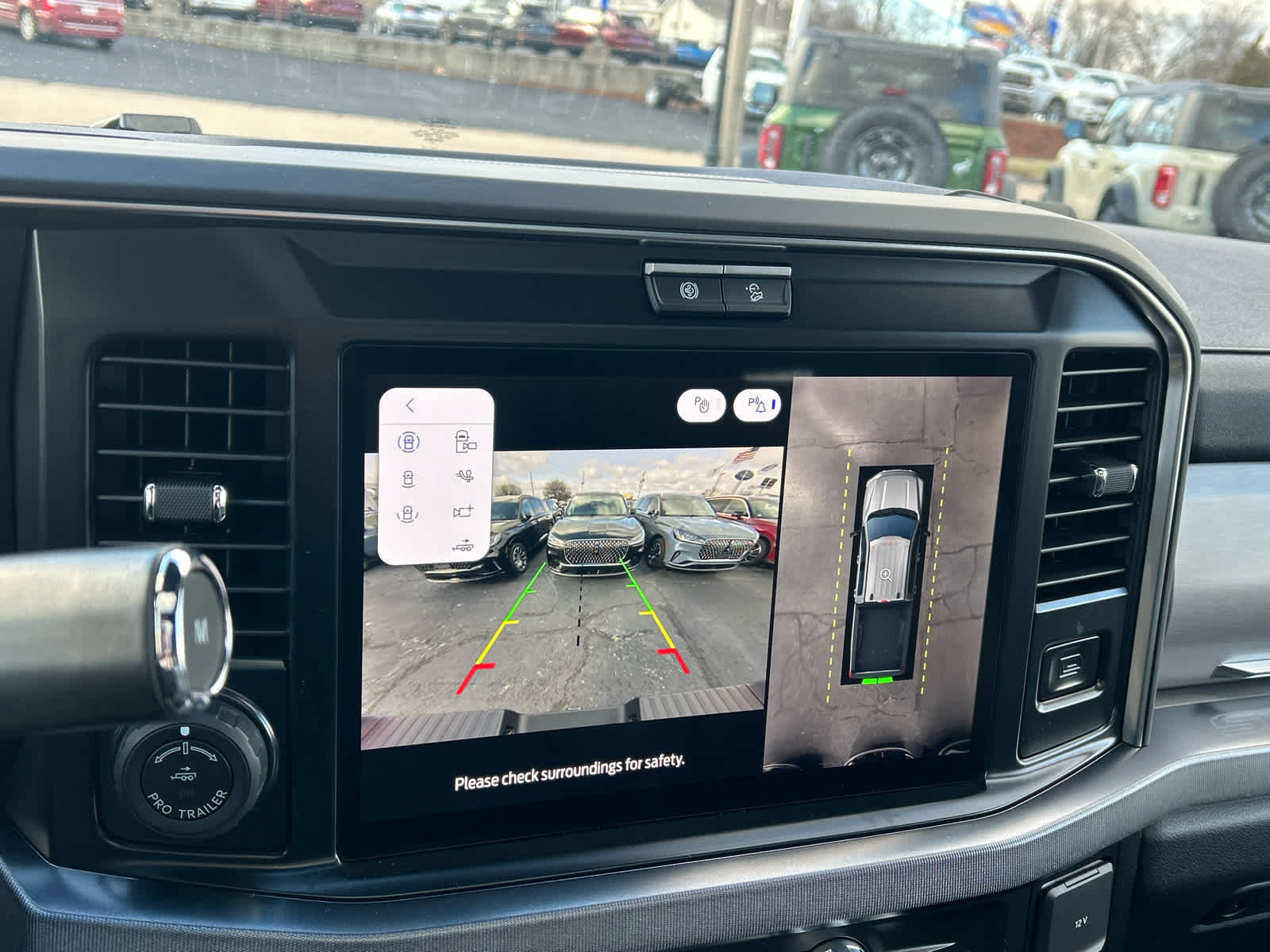 New 2026 Ford F350 Platinum w/ Tremor Off-Road Package image 38