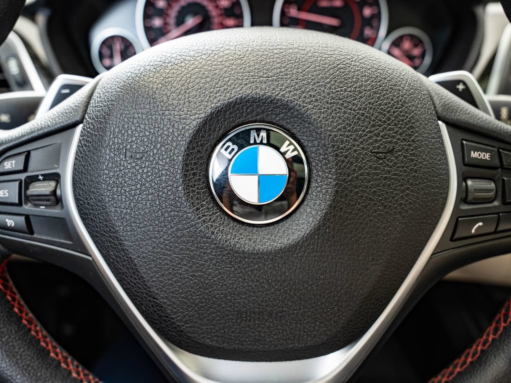 Used 2016 BMW 328i xDrive Wagon AWD/4WD image 31