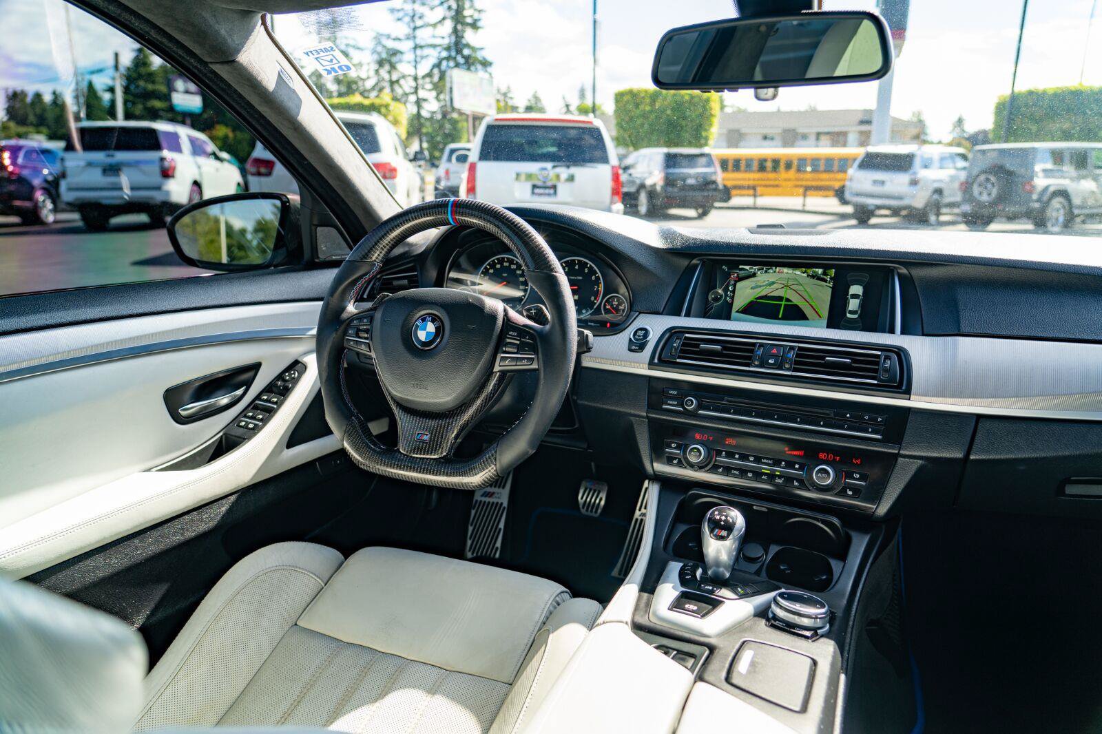 Used 2014 BMW M5 RWD image 18