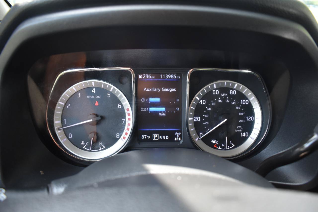 Used 2019 Nissan Titan S AWD/4WD image 34
