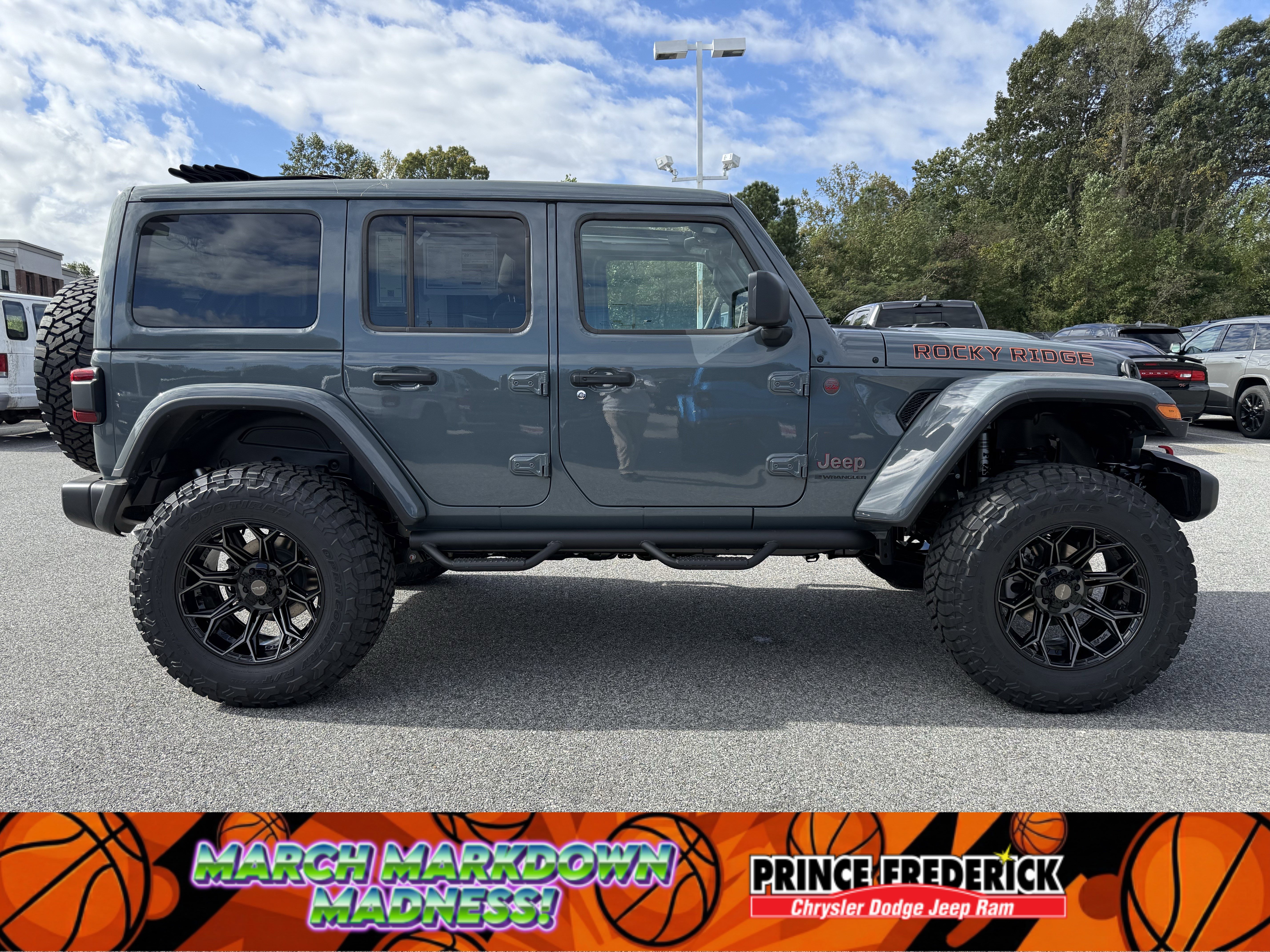 New 2025 Jeep Wrangler Unlimited Rubicon w/ Convenience Group image 2