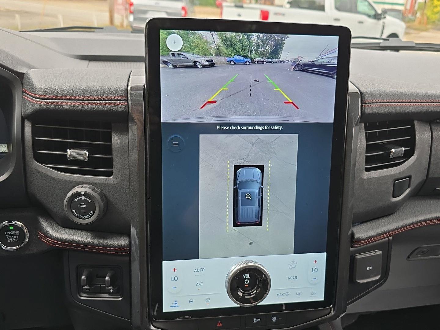 Used 2023 Ford Expedition Limited image 20