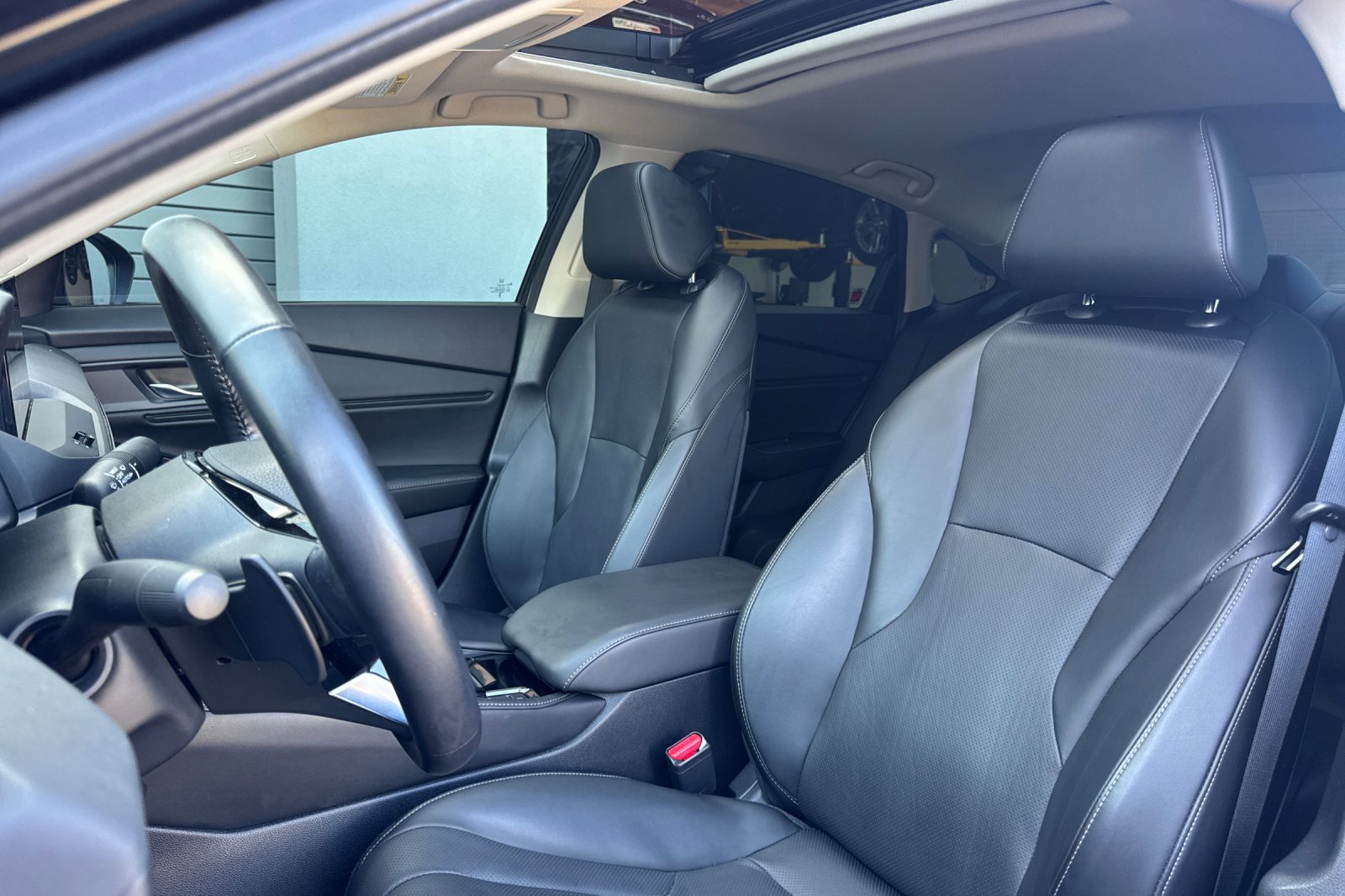 Used 2023 Honda Accord Touring image 21