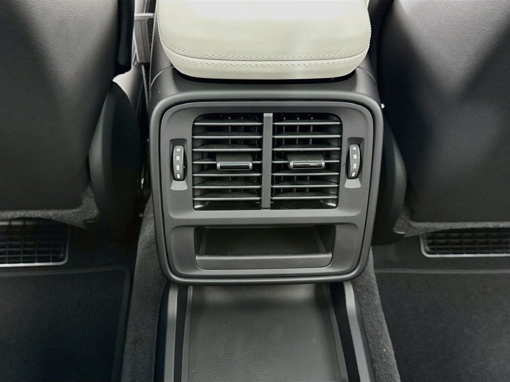New 2026 Porsche Taycan AWD/4WD image 27