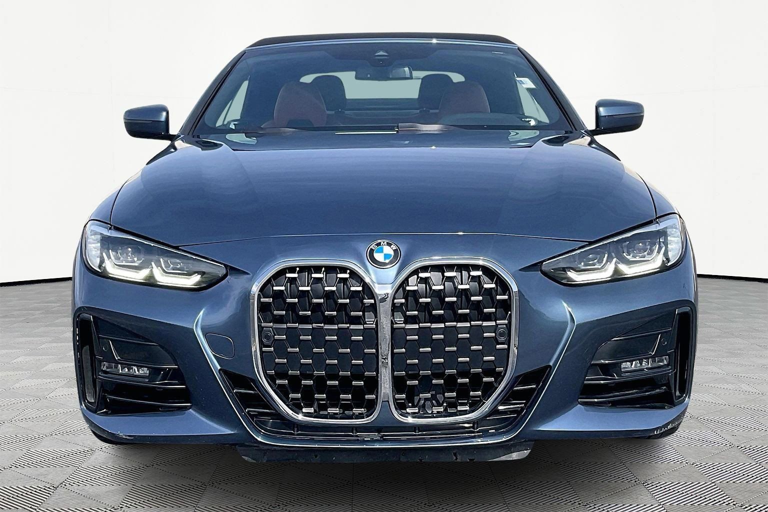 Used 2021 BMW 430i Convertible w/ M Sport Package image 3