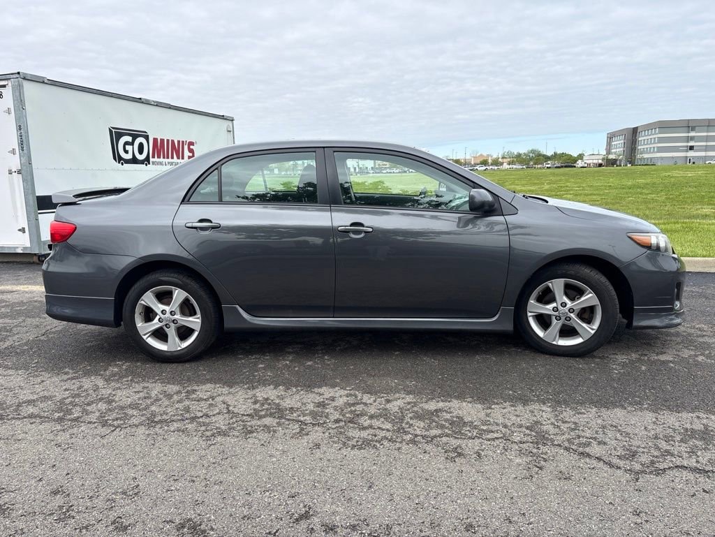 Used 2013 Toyota Corolla S FWD image 9