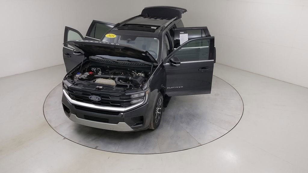 Certified 2025 Ford Expedition Platinum AWD/4WD image 48