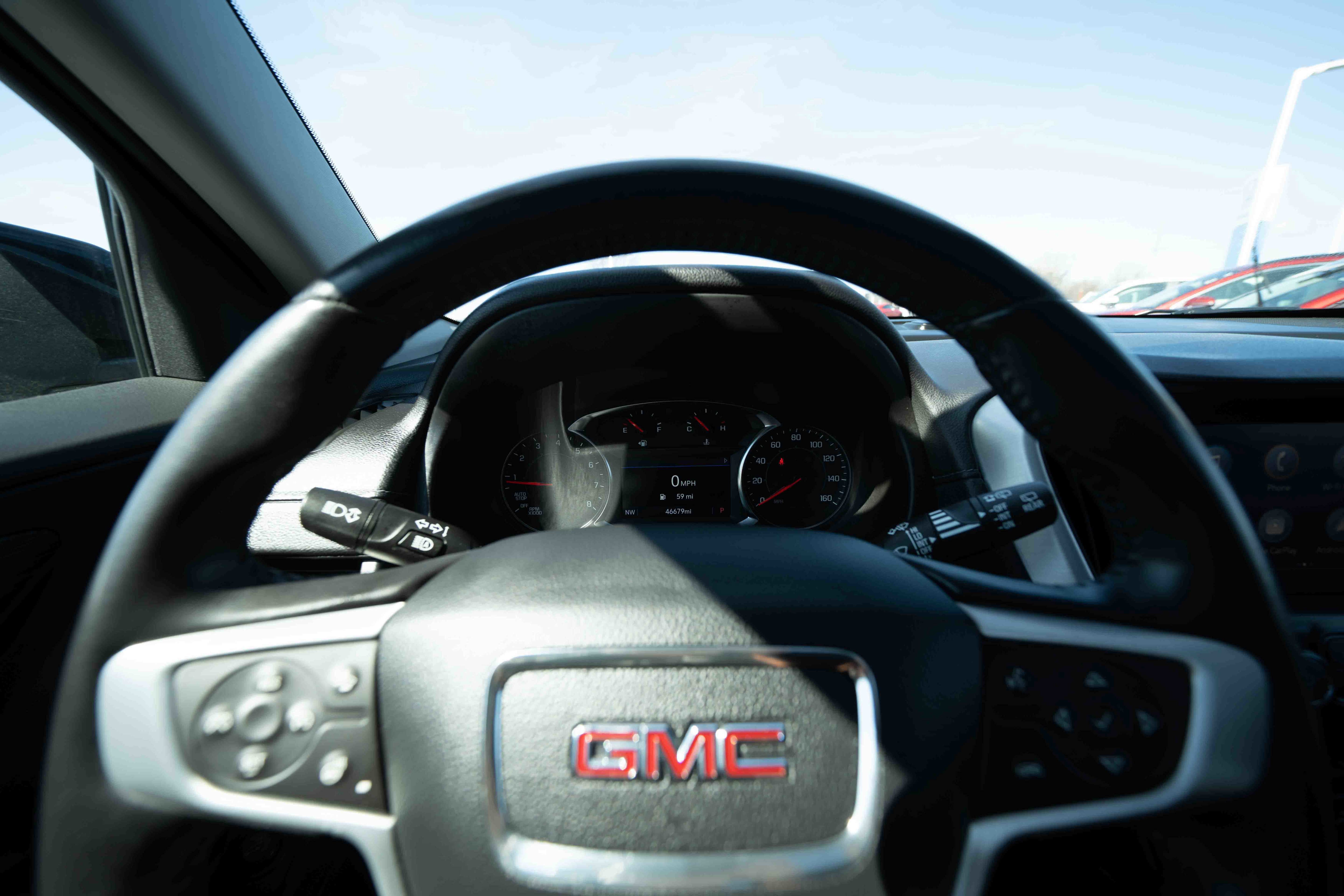 Used 2022 GMC Terrain SLT image 15