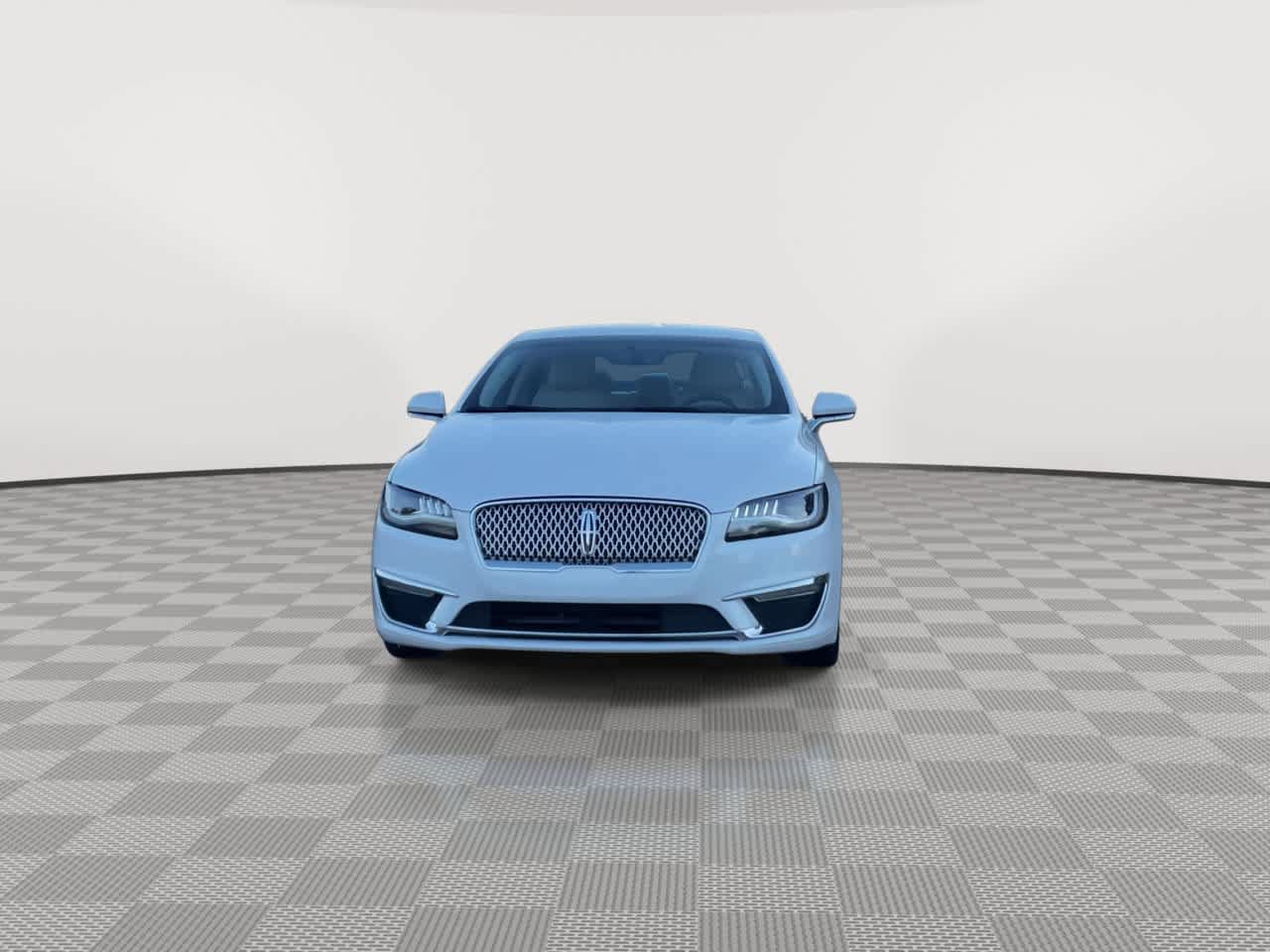 Used 2017 Lincoln MKZ Select w/ Select Plus Package FWD image 3
