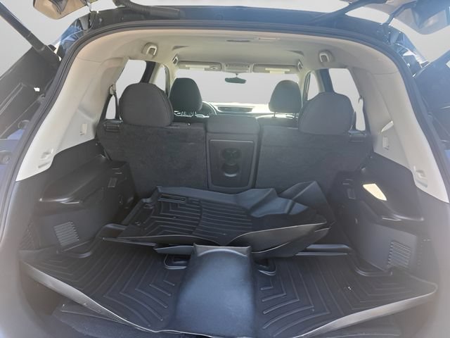 Used 2018 Nissan Rogue SV w/ Premium Package AWD/4WD image 8