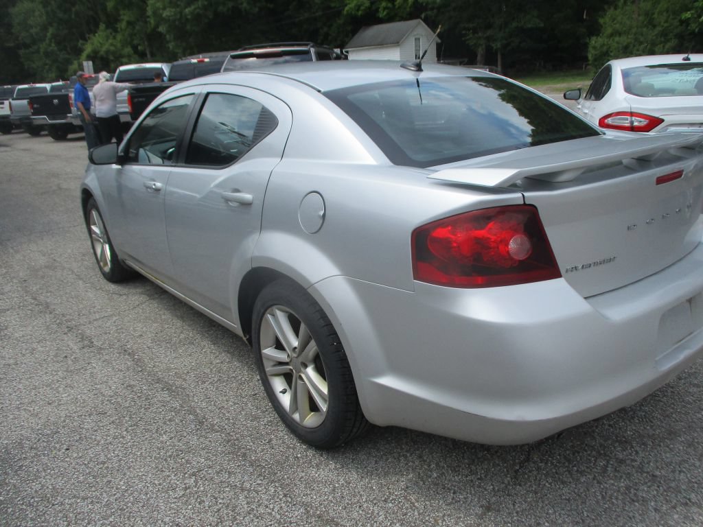 Used 2012 Dodge Avenger SE FWD image 7