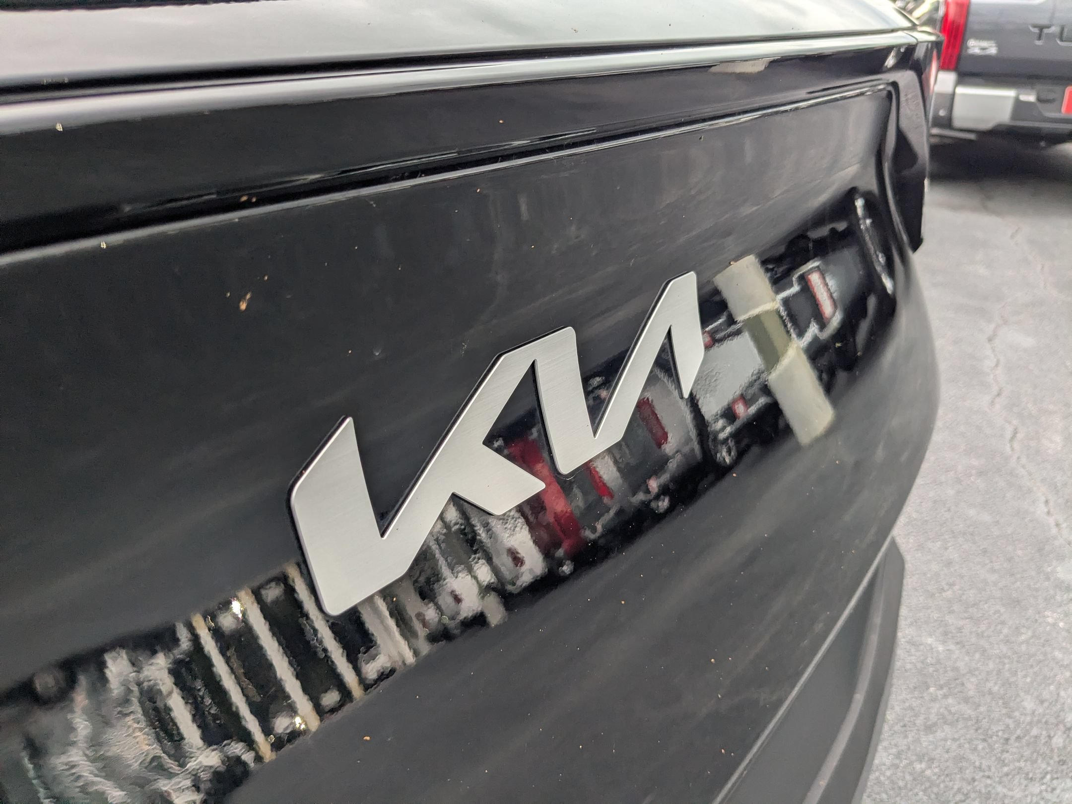 Used 2026 Kia Sportage EX FWD image 28
