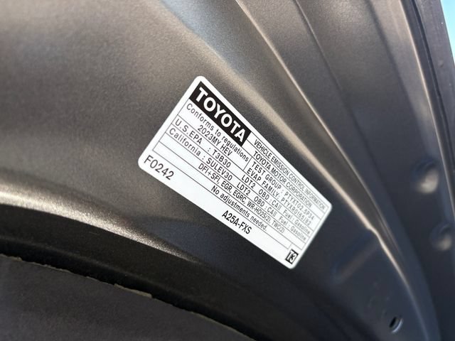 Used 2023 Toyota Highlander Limited AWD/4WD image 10