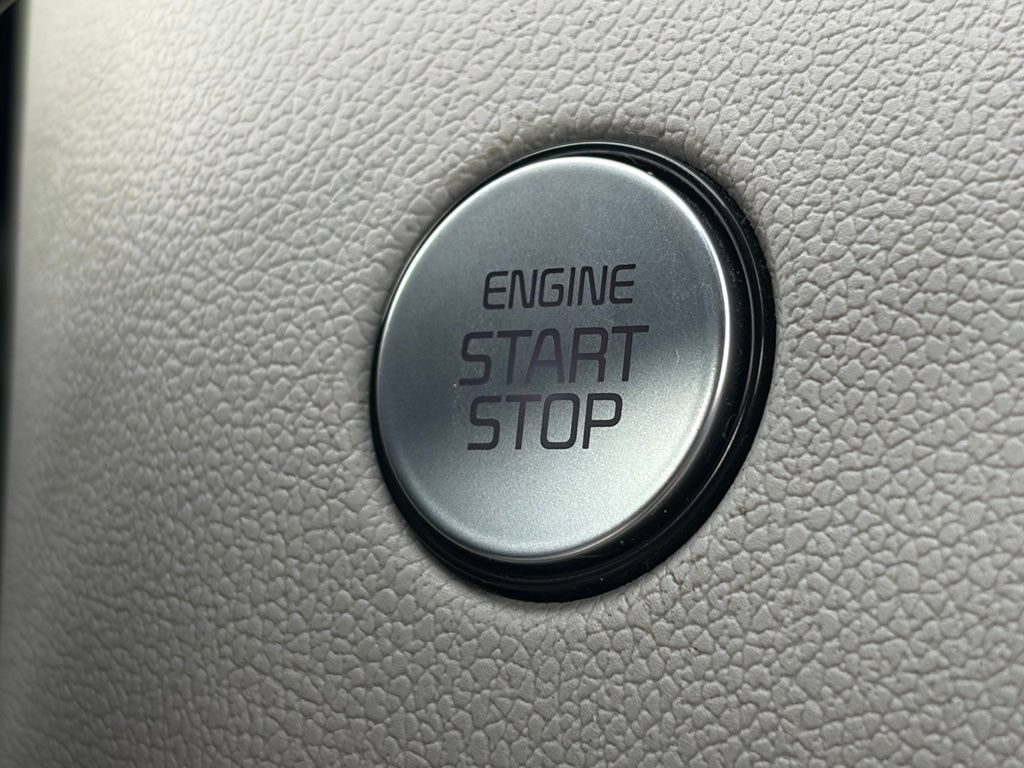 Used 2022 Kia Sorento SX FWD image 24