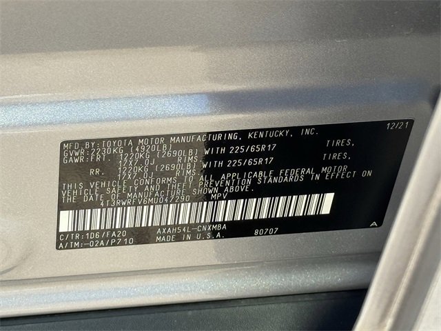 Used 2021 Toyota RAV4 XLE w/ Convenience Package image 29