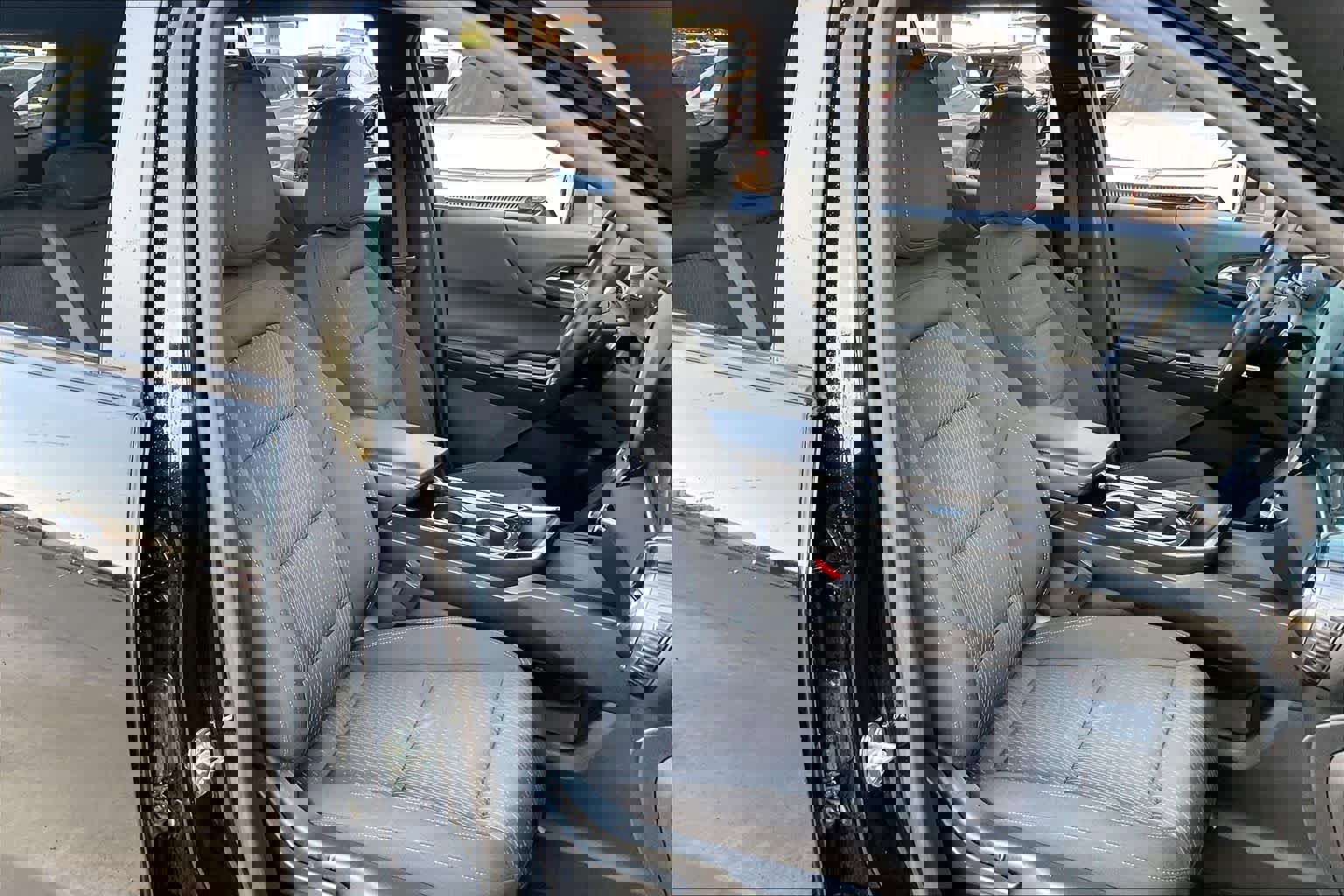 Certified 2025 Chevrolet Equinox LT image 9