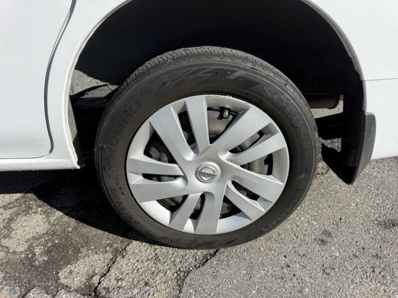 Used 2019 Nissan NV200 SV w/ Navigation Package FWD image 23