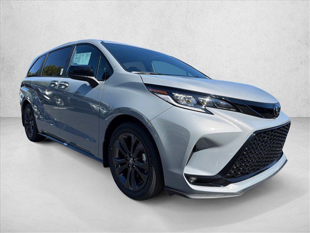 New 2026 Toyota Sienna XSE FWD image 1