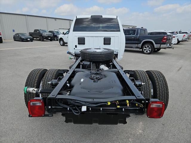 New 2026 RAM 5500 Tradesman AWD/4WD image 36