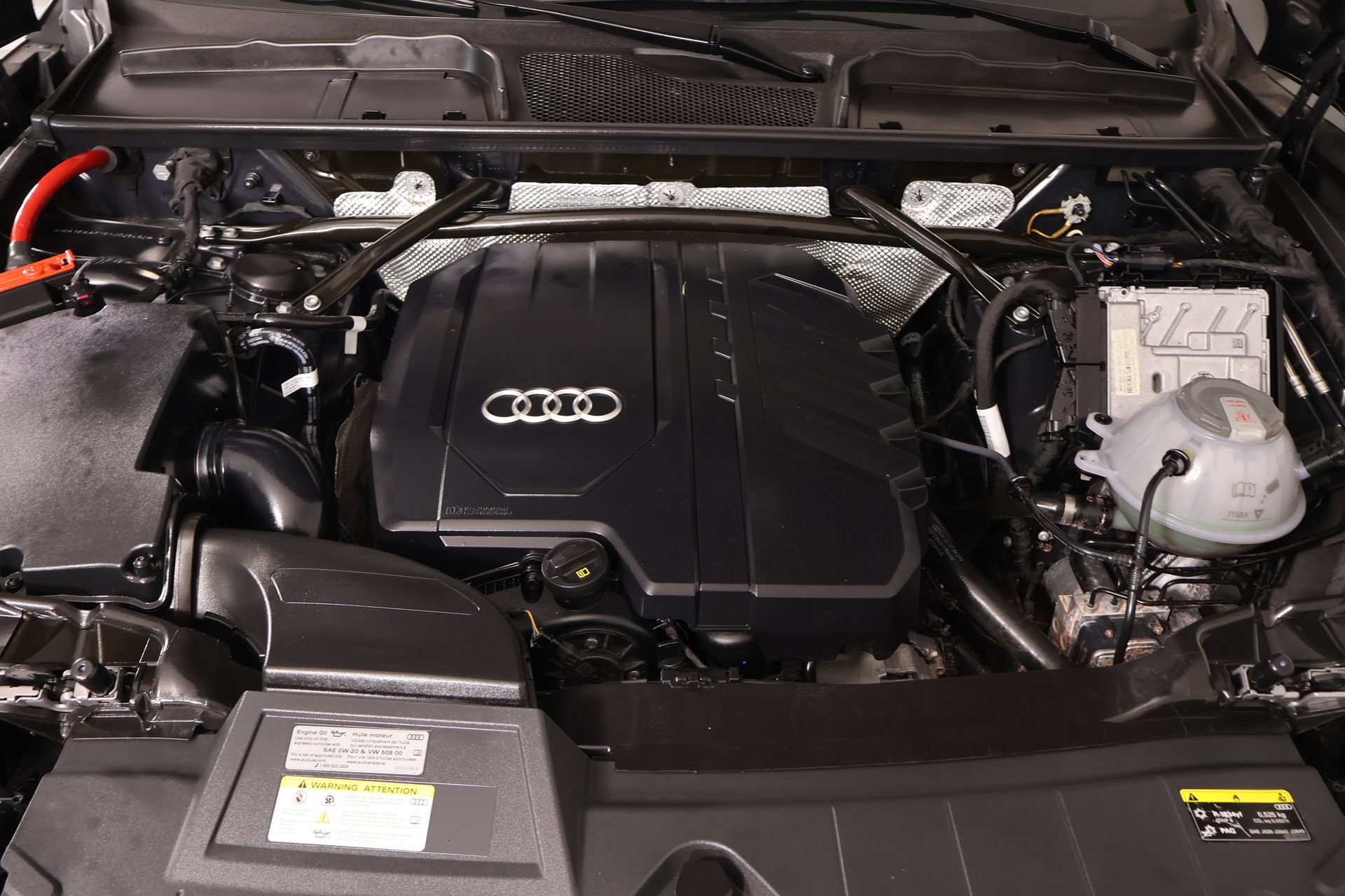 Used 2025 Audi Q5 2.0T Premium Plus w/ Premium Plus Package AWD/4WD image 20