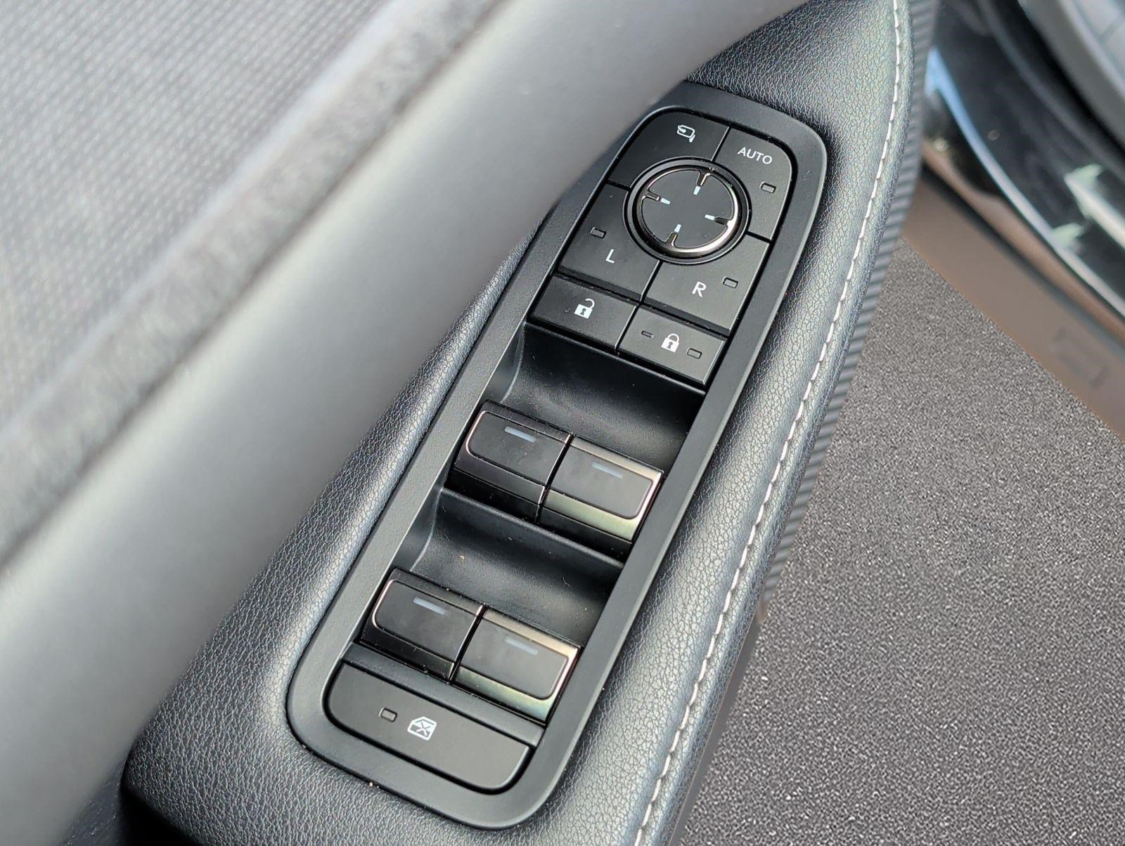 Used 2023 Lexus RX 500h F Sport w/ Accessory Package (Z1) AWD/4WD image 9