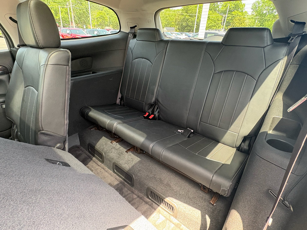 Used 2017 Buick Enclave Leather AWD/4WD image 26